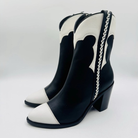 Lucchese Shoes - Lucchese Michelle Black and White Zip Collar Booties